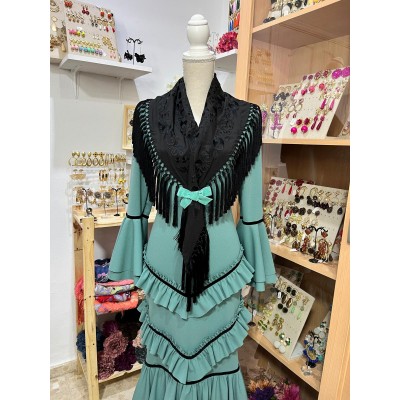 TRAJE DE PUNTO VERDE AGUA...