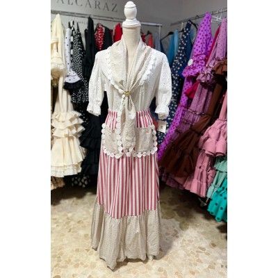 CONJUNTO FALDA Y PICO...