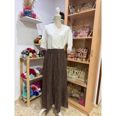 FALDA PERDORADA MARRON